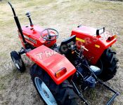 Massive 240 Tractor