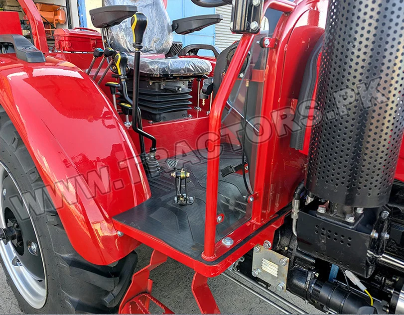 Massive MFT-424 4WD Tractor