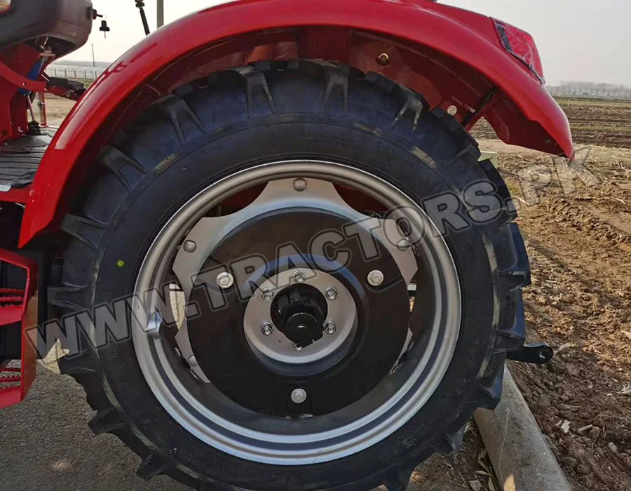 Massive MFT-440 4WD Tractor